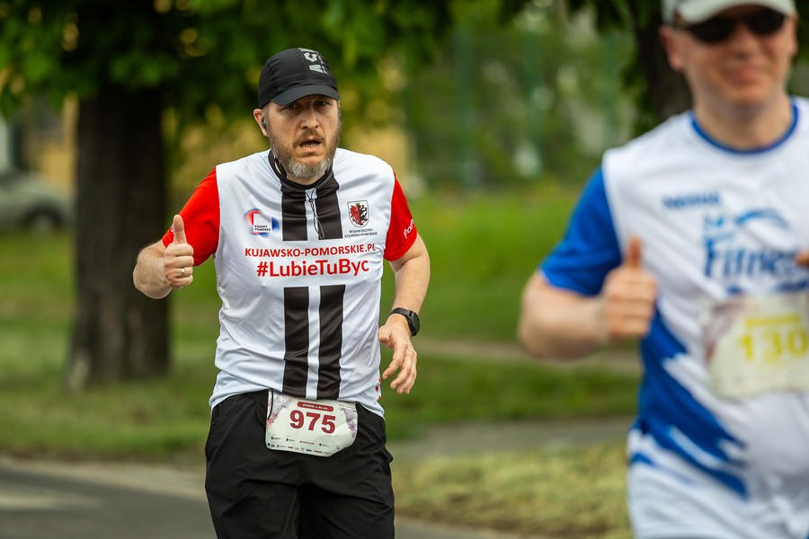 Run Toruń 2023, fot. Szymon Zdziebło, tarantoga.pl dla UMWKP