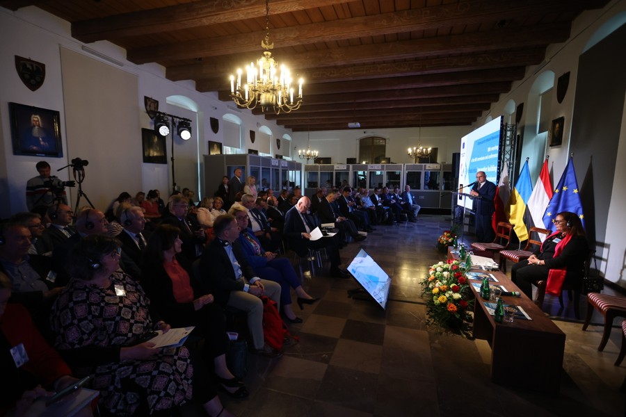 Posiedzenie wyjazdowej Komisji Zasobów Naturalnych NAT, fot. Mikołaj Kuras dla UMWKP