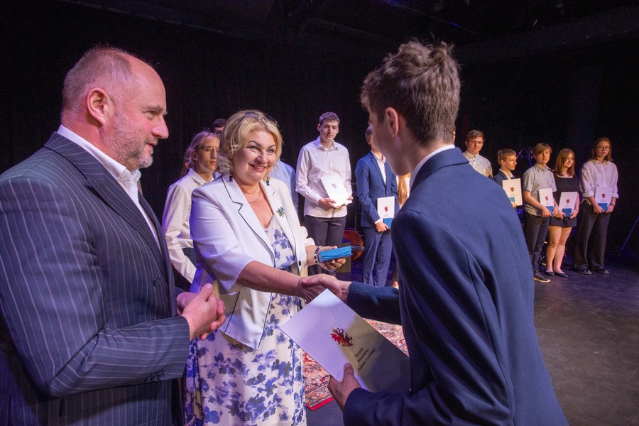 Spotkanie ze stypendystami, fot. Mikołaj Kuras dla UMWKP