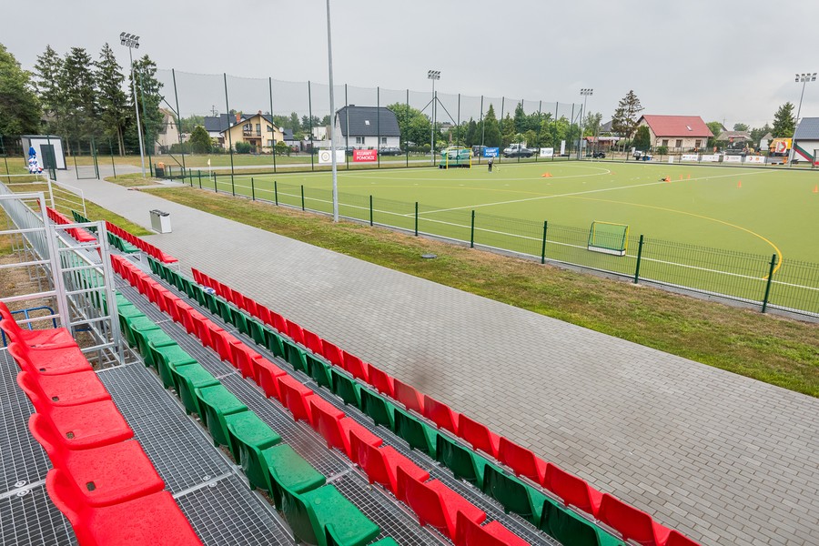 Boisko do hokeja na trawie w Rogowie, fot. Tomasz Czachorowski, eventphoto.com.pl dla UMWKP