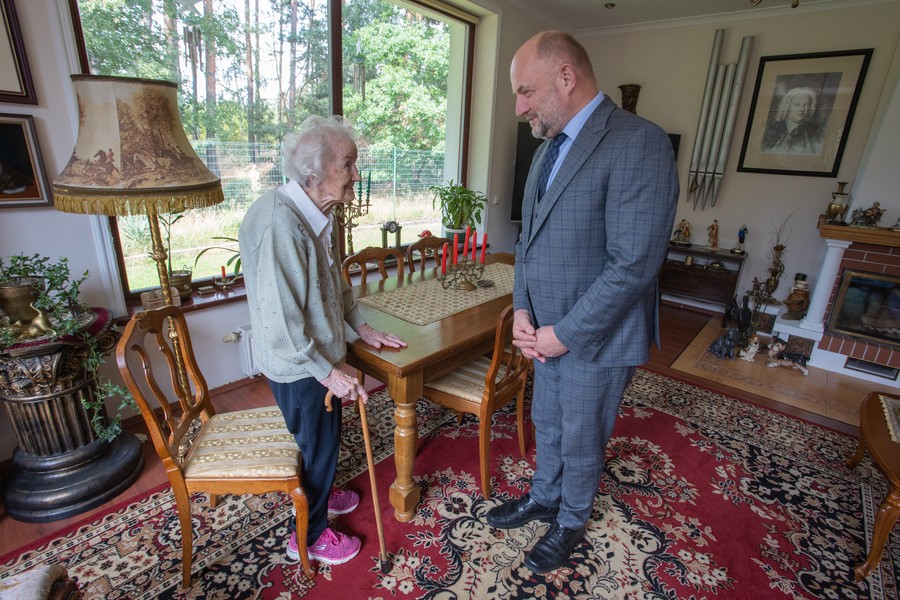 Wanda Helena Hadrysiak otrzymała marszałkowski złoty medal Unitas Durat Palatinatus Cuiaviano-Pomeraniensis, fot. Mikołaj Kuras dla UMWKP