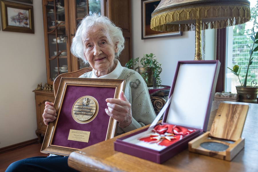Wanda Helena Hadrysiak otrzymała marszałkowski złoty medal Unitas Durat Palatinatus Cuiaviano-Pomeraniensis, fot. Mikołaj Kuras dla UMWKP