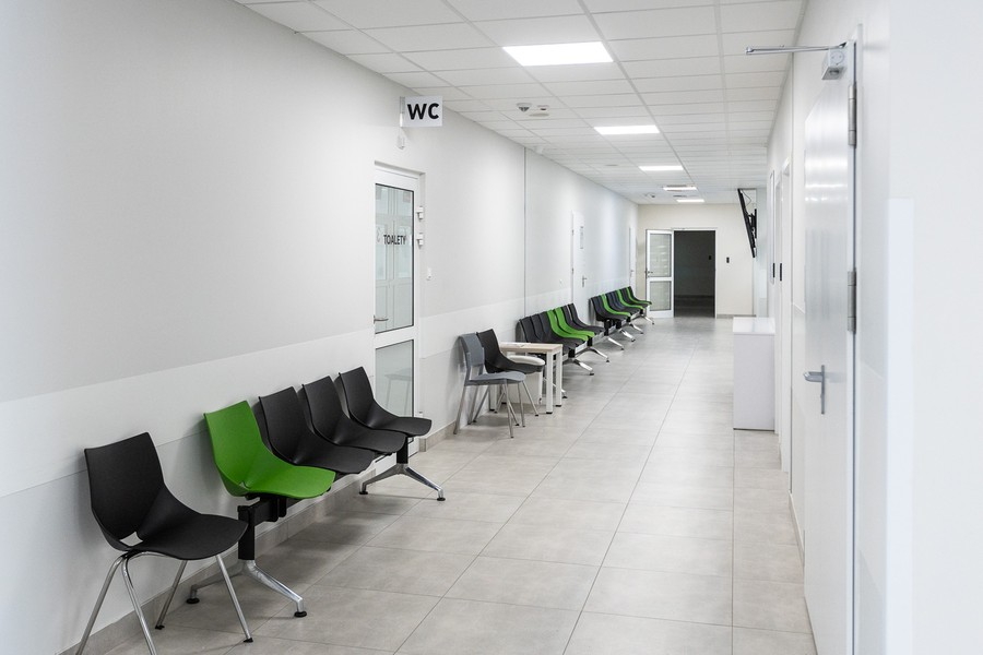 Powiatowe Centrum Zdrowia we Włocławku otwarte, fot. Szymon Zdzieblo/tarantoga.pl dla UMWKP
