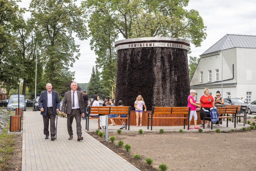 Powiatowe Centrum Zdrowia we Włocławku otwarte, fot. Szymon Zdzieblo/tarantoga.pl dla UMWKP
