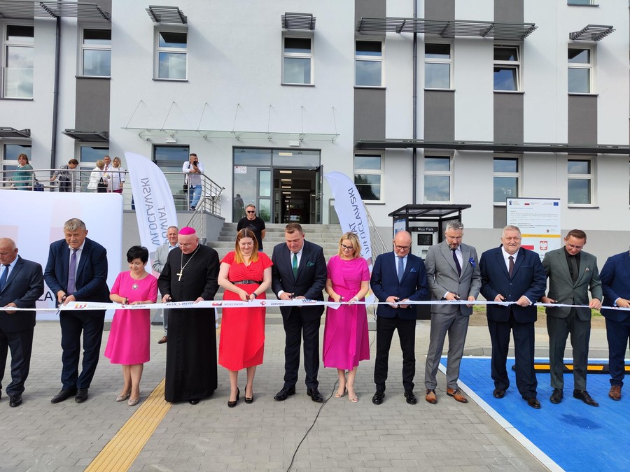 Powiatowe Centrum Zdrowia we Włocławku otwarte, fot. UMWKP