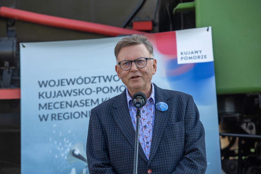 Odsłonięcie ławeczki Edwarda Stachury, 22. Spotkania Poetów „Biała lokomotywa”, fot. Mikołaj Kuras dla UMWKP