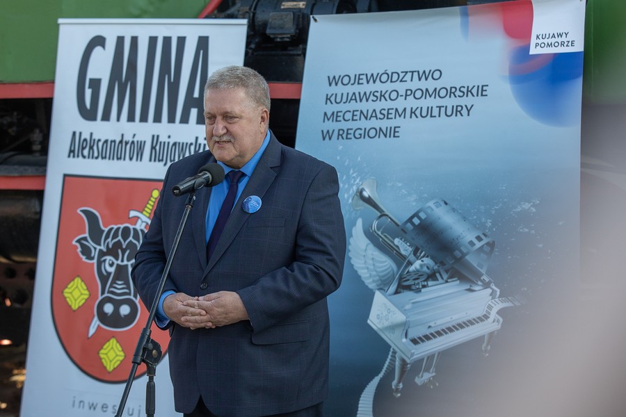 Odsłonięcie ławeczki Edwarda Stachury, 22. Spotkania Poetów „Biała lokomotywa”, fot. Mikołaj Kuras dla UMWKP