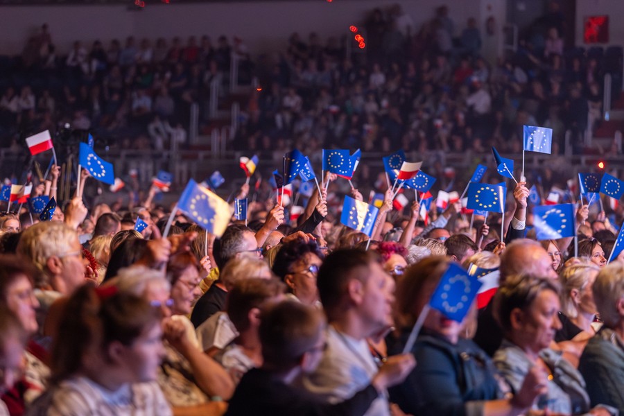 Koncert wolności w Toruniu, fot. Szymon Zdziebło, tarantoga.pl dla UMWKP
