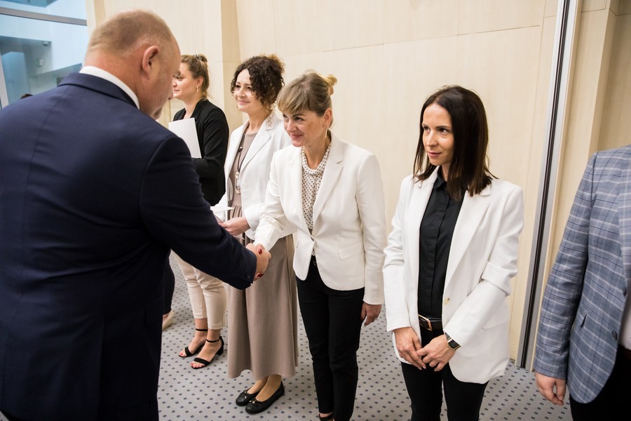 Ślubowanie pracowników Urzędu Marszałkowskiego, fot. Andrzej Goiński/UMWKP