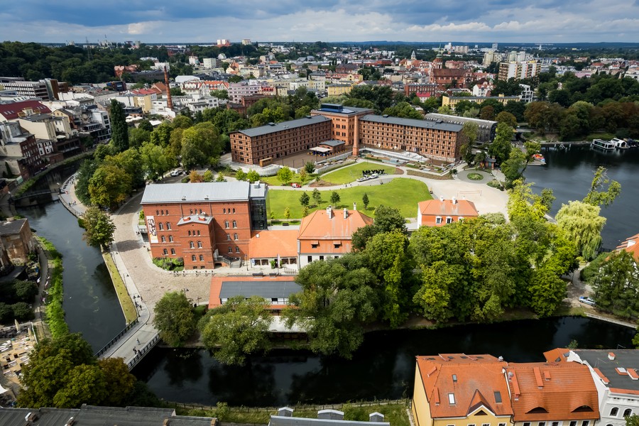 Wyspa Młyńska z Młynami Rothera w Bydgoszczy; fot. Tomasz Czachorowski/eventphoto dla UMWKP