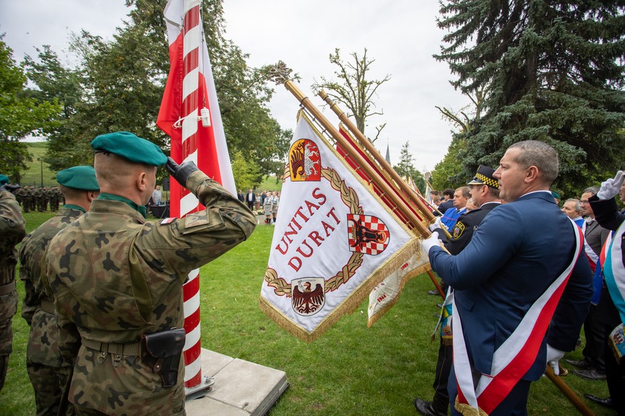 Uroczystości pod pomnikiem Pamięci Ofiar Zbrodni Pomorskiej 1939, fot. Mikołaj Kuras dla UMWKP