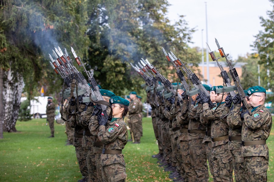 Uroczystości pod pomnikiem Pamięci Ofiar Zbrodni Pomorskiej 1939, fot. Mikołaj Kuras dla UMWKP