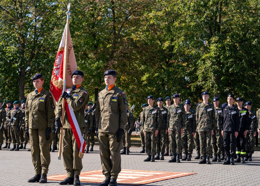 Ślubowanie uczniów klas mundurowych, fot. Magdalena Dowchań dla BZDZ