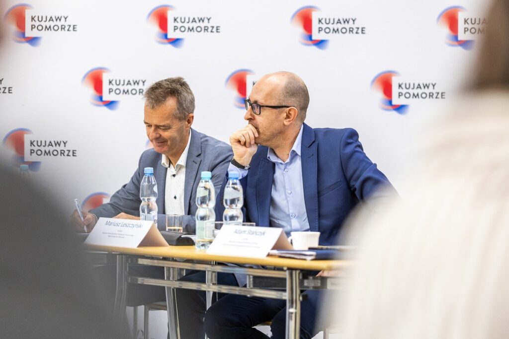 Konferencja szkoleniowa nt. reformy systemu planowania przestrzennego, fot. Szymon Zdziebło/tarantoga.pl dla UMWKP