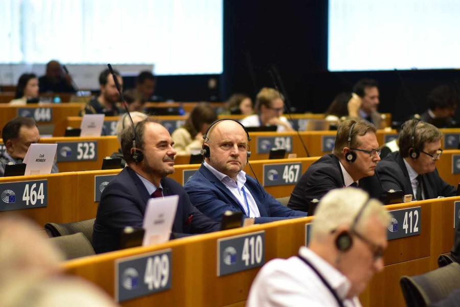 Posiedzenie plenarne Komitetu Regionów, fot. Mieszko Matusiak/UMWKP