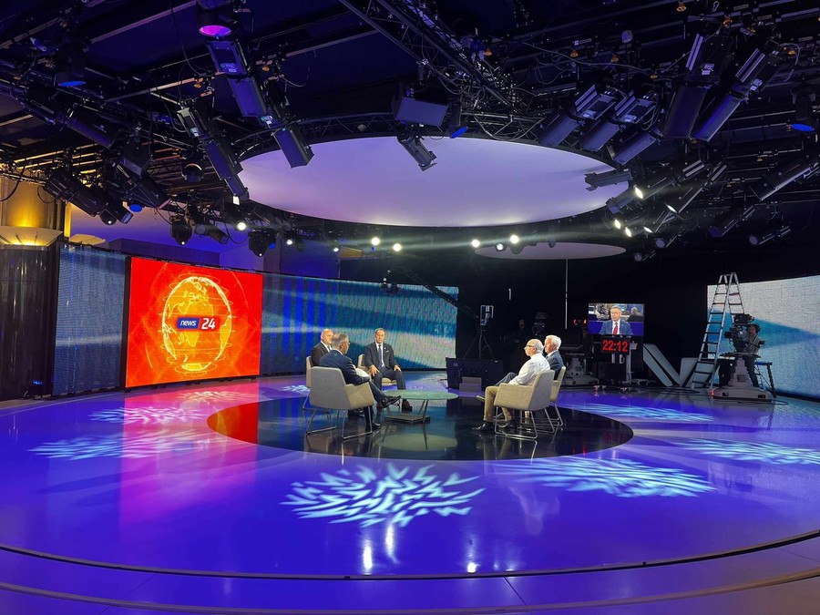 Debata telewizyjna na temat akcesji Ukrainy do UE, fot. Mieszko Matusiak/UMWKP