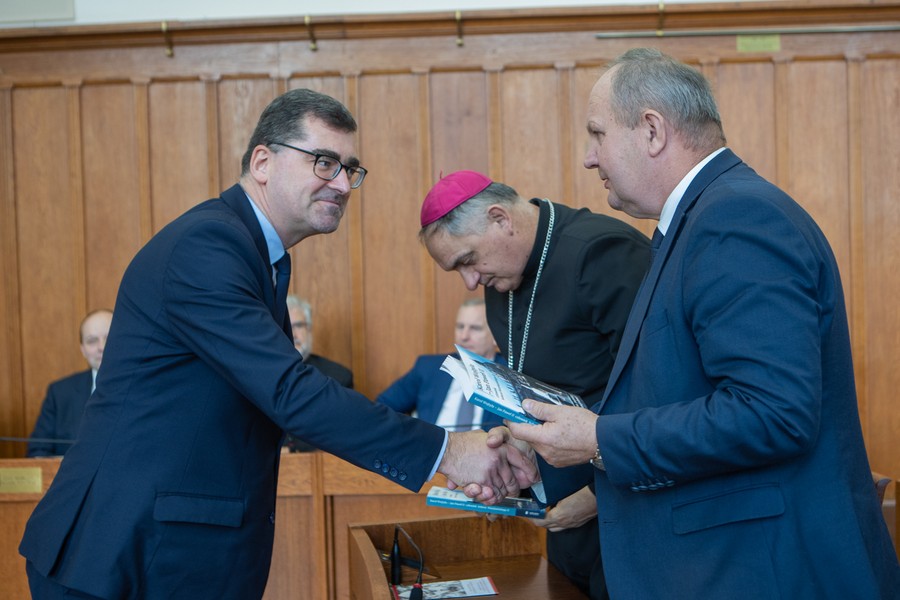 Karol Wojtyła w świetle archiwów, konferencja naukowa w Urzędzie Marszałkowskim, fot. Mikołaj Kuras dla UMWKP