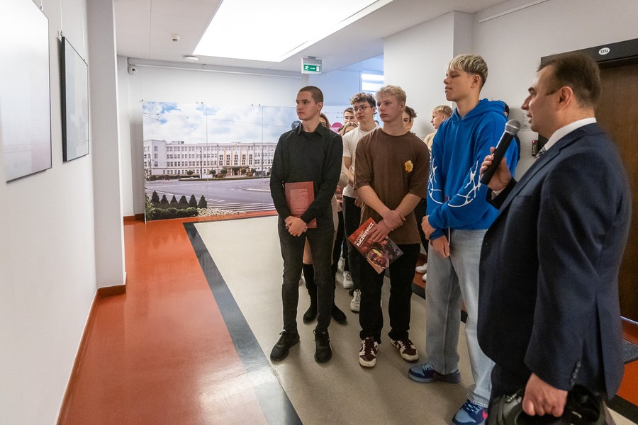 90 lat gmachu Urzędu Marszałkowskiego – otwarcie wystawy; fot. Szymon Zdziebło/tarantoga.pl dla UMWKP