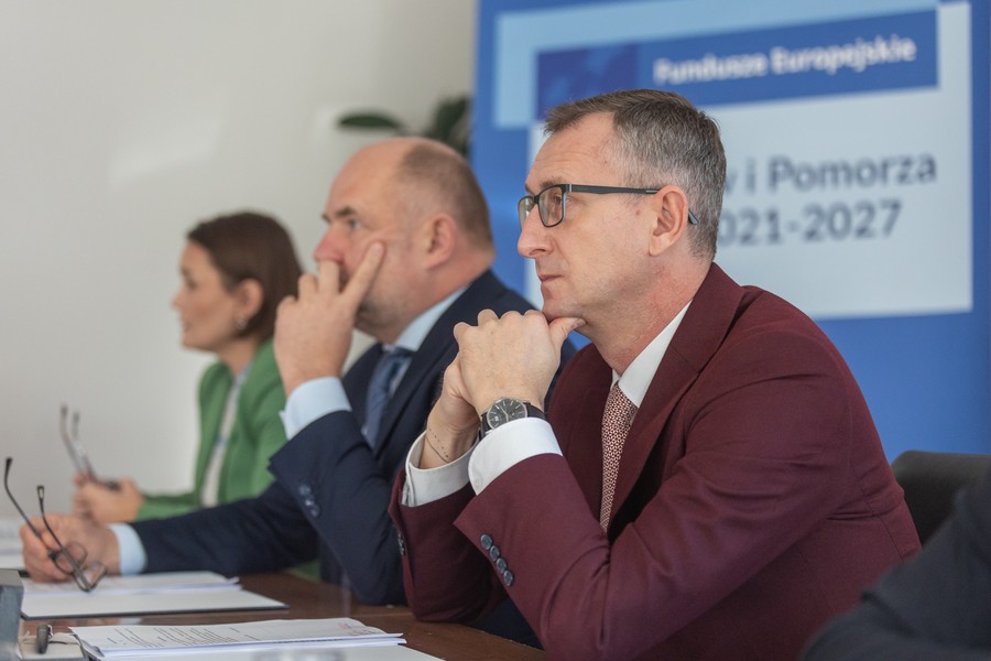 Instrumenty finansowe dla Kujaw i Pomorza, ceremonia podpisania umowy, fot. Mikołaj Kuras dla UMWKP