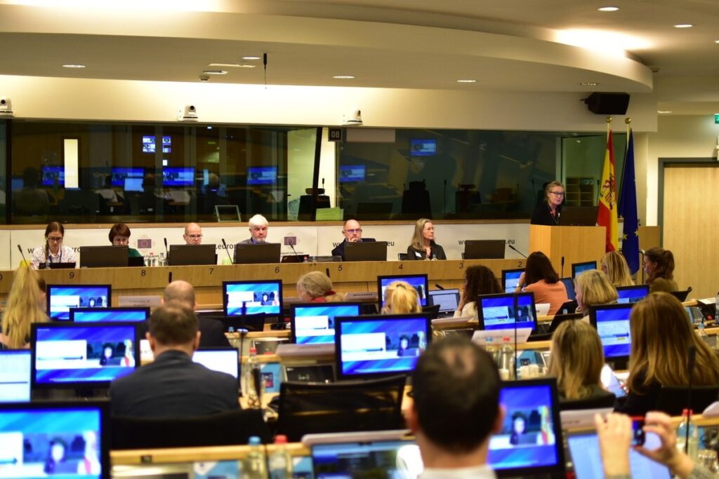 Posiedzeniu unijnego forum ds. strat i marnowania żywności, fot. Mieszko Matusiak/UMWKP