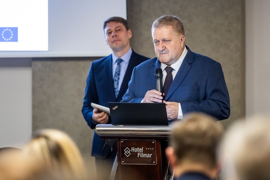 Obrady Forum Polityki Społecznej w Toruniu, fot. Szymon Zdzieblo/tarantoga.pl dla UMWKP