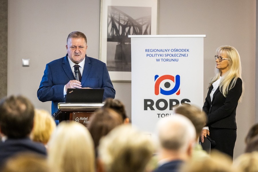 Obrady Forum Polityki Społecznej w Toruniu, fot. Szymon Zdzieblo/tarantoga.pl dla UMWKP
