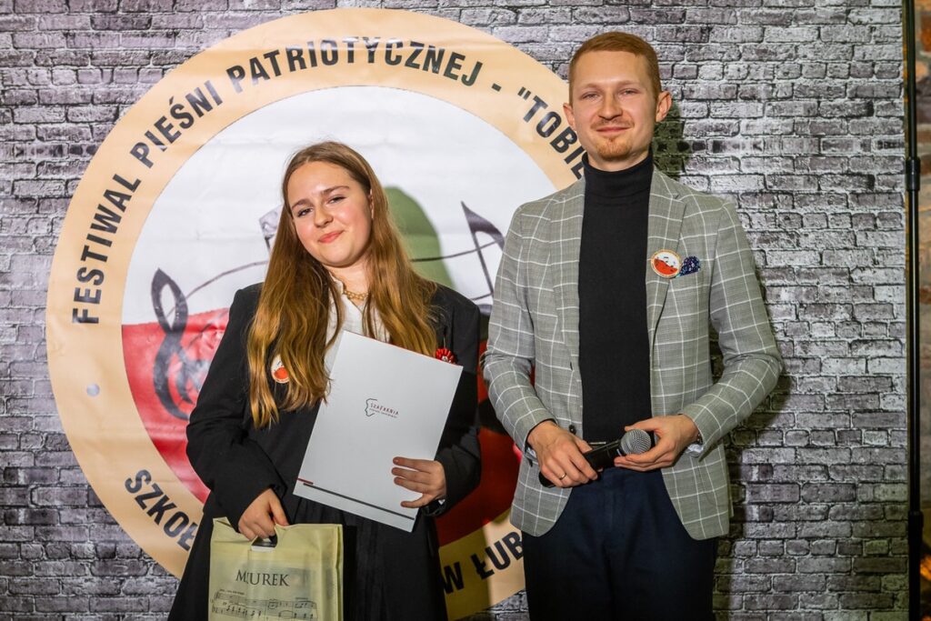 Wojewódzki Festiwal Pieśni Patriotycznej „Tobie Polsko”, fot. Szymon Zdziebło/tarantoga.pl dla UMWKP