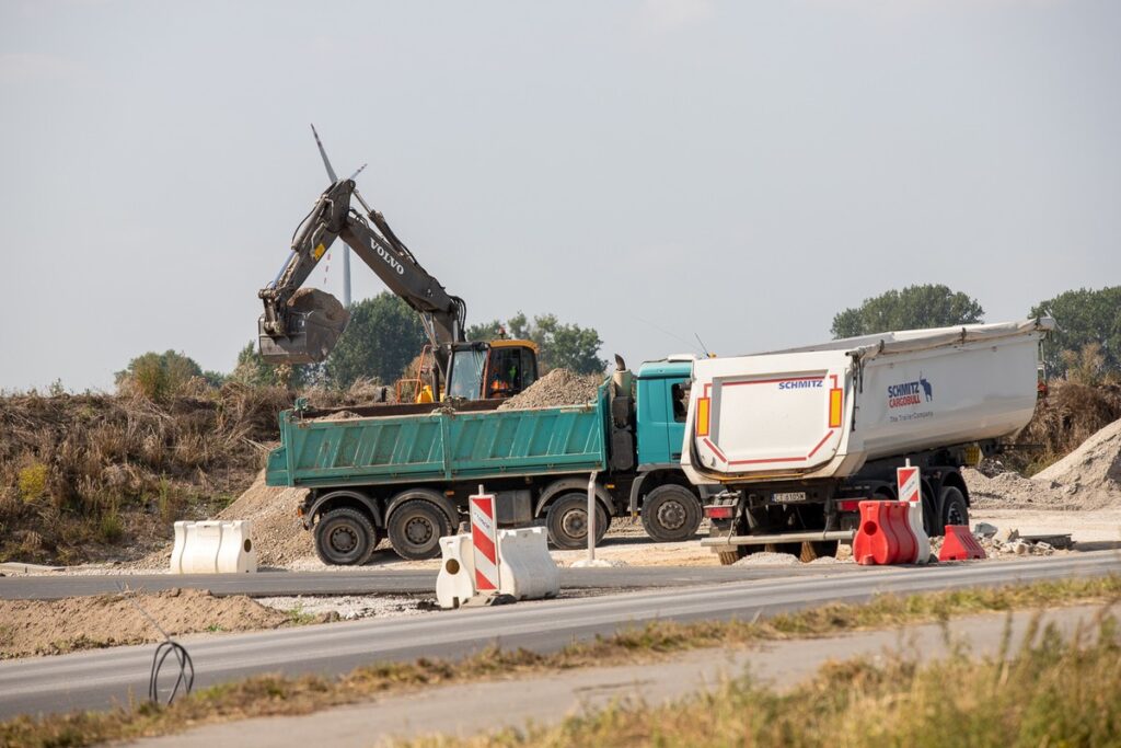 Budowa obwodnicy Lubrańca, wrzesień 2023 r. , fot. Mikołaj Kuras dla UMWKP