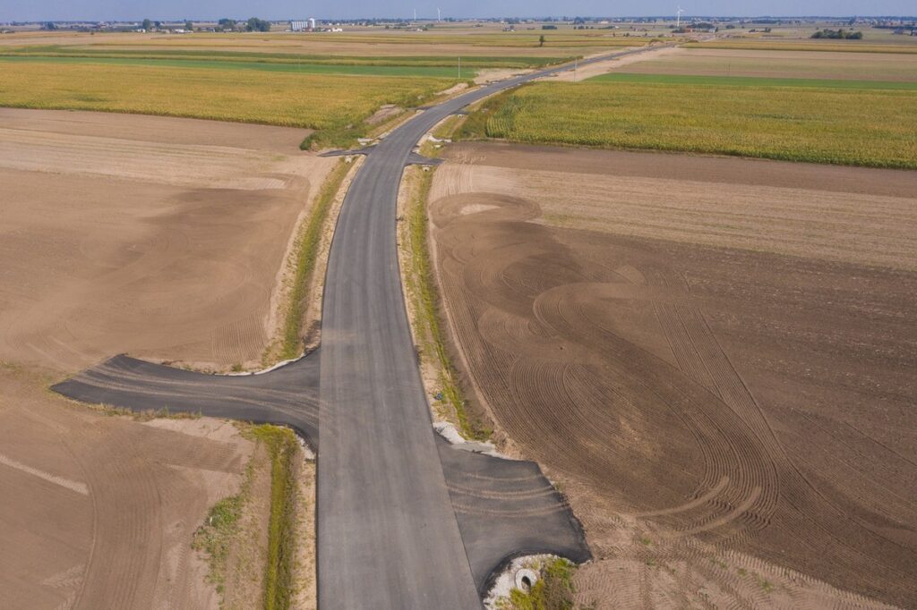 Budowa obwodnicy Lubrańca, wrzesień 2023 r. , fot. Mikołaj Kuras dla UMWKP