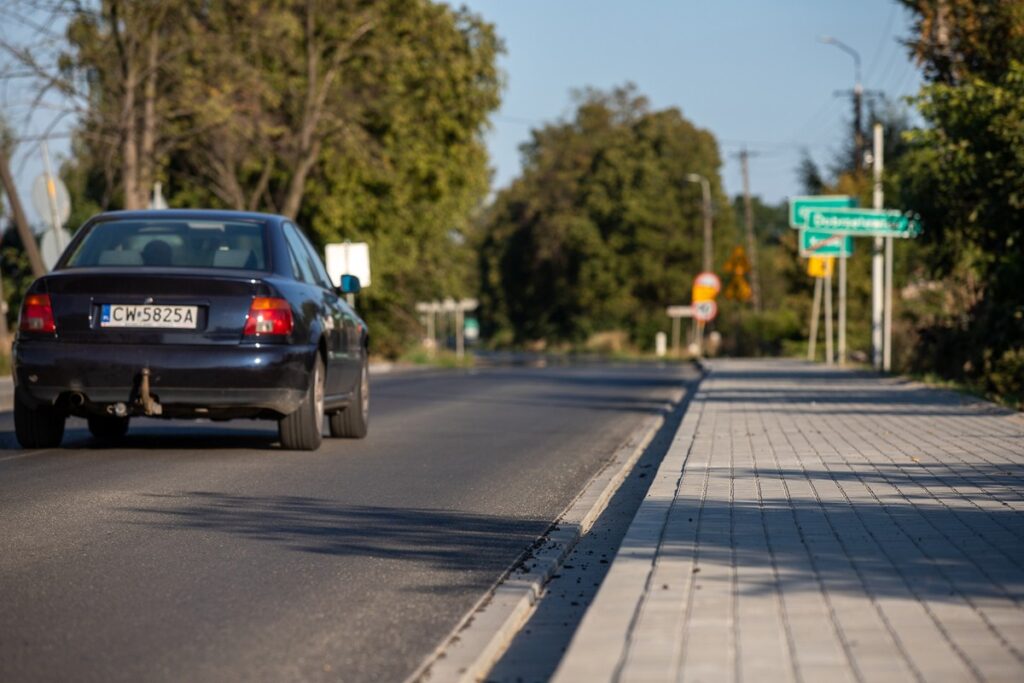 Zmodernizowana droga województwa nr 265, fot. Mikołaj Kuras dla UMWKP