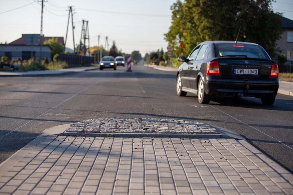 Zmodernizowana droga województwa nr 265, fot. Mikołaj Kuras dla UMWKP