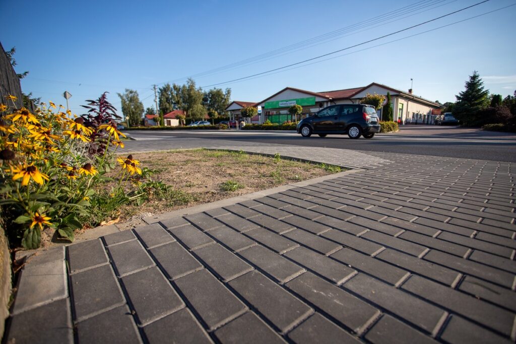 Zmodernizowana droga województwa nr 265, fot. Mikołaj Kuras dla UMWKP