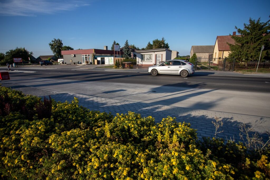 Zmodernizowana droga województwa nr 265, fot. Mikołaj Kuras dla UMWKP