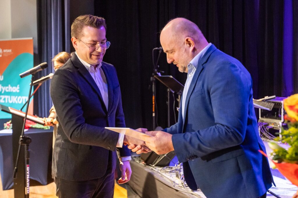 Nagrody na Dzień Działacza Kultury, fot. Szymon Zdziebło/tarantoga.pl dla UMWKP