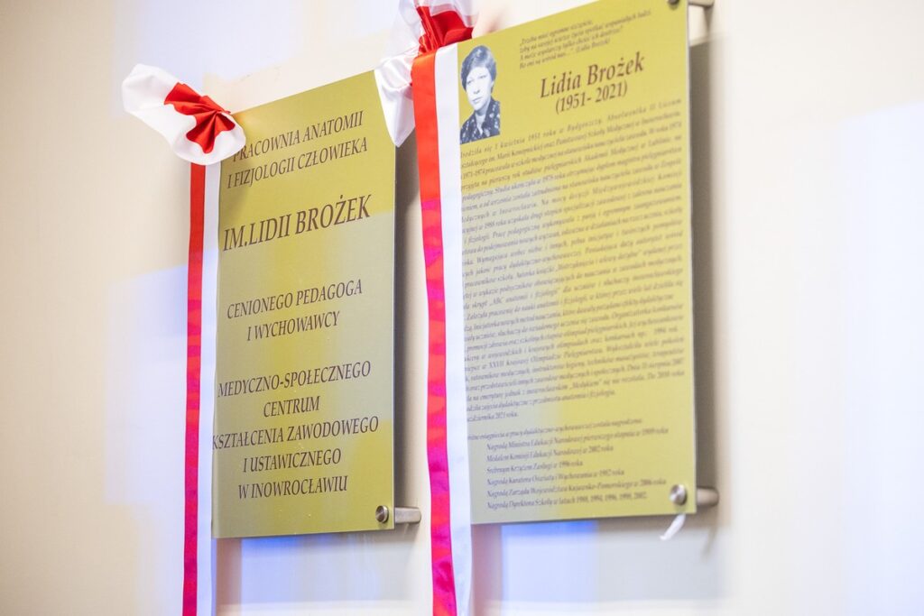 23.11.2023 - 70-lecie Medyczno-Społecznego Centrum Kształcenia Zawodowego i Ustawicznego w Inowrocławiu, fot. Szymon Zdziebło tarantoga.pl