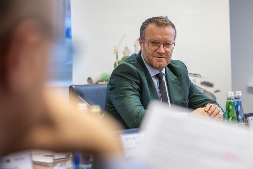 Podpisanie porozumień OPPT Świecia i OPPT Powiatu Mogileńskiego, fot. Szymon Zdziebło/tarantoga.pl dla UMWKP