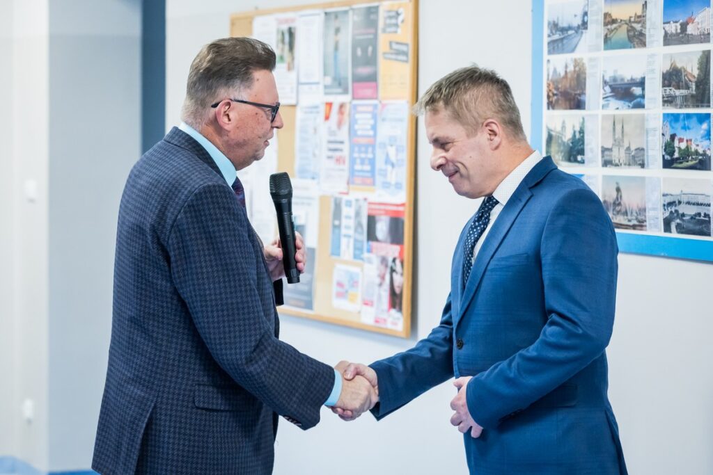 Otwarcie budynku Kujawsko-Pomorskiego Centrum Kształcenia Zawodowego w Bydgoszczy, fot. Tomasz Czachorowski/eventphoto.com.pl dla UMWKP