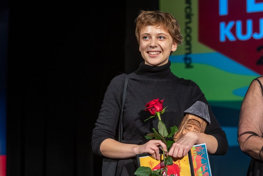 Wręczenie nagród w IV Barć Film Festiwal w Barcinie, fot. Szymon Zdziebło/tarantoga.pl dla UMWKP