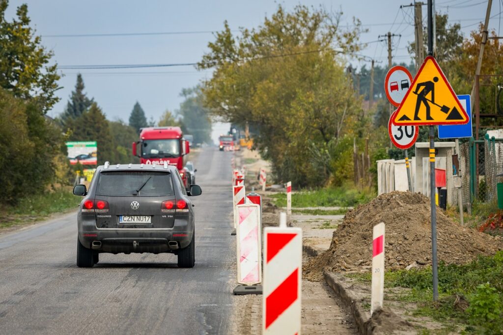 Modernizacja DW 254, fot. Tomasz Czachorowski/eventphoto.com.pl dla UMWKP