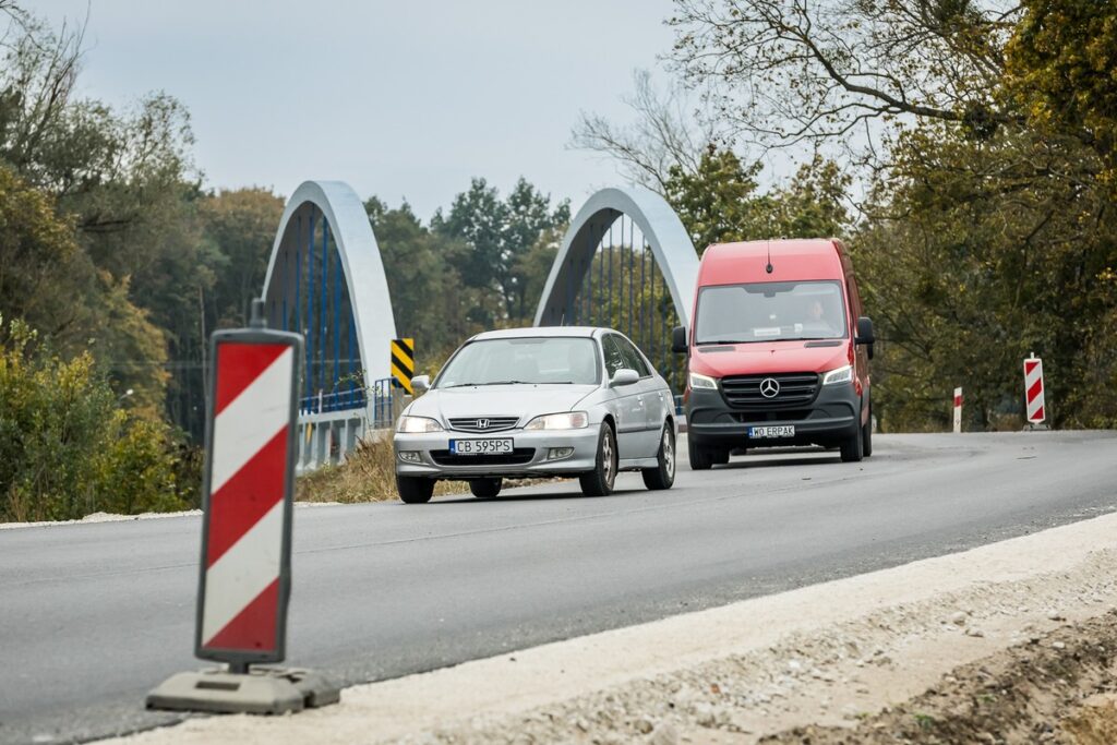 Modernizacja DW 254, fot. Tomasz Czachorowski/eventphoto.com.pl dla UMWKP