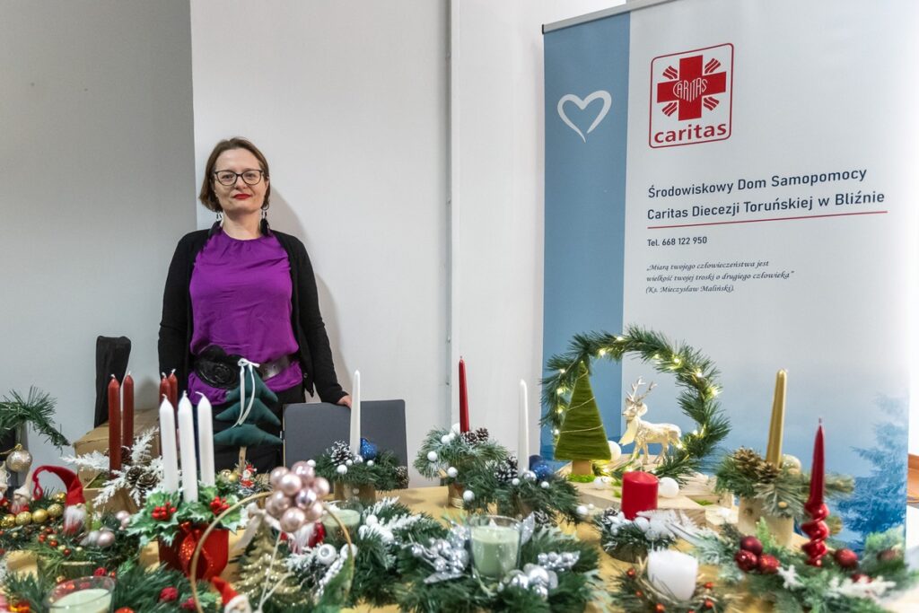 „My też potrafimy” –przedświąteczna wystawa rękodzieła, fot. Szymon Zdziebło/tarantoga.pl dla UMWKP