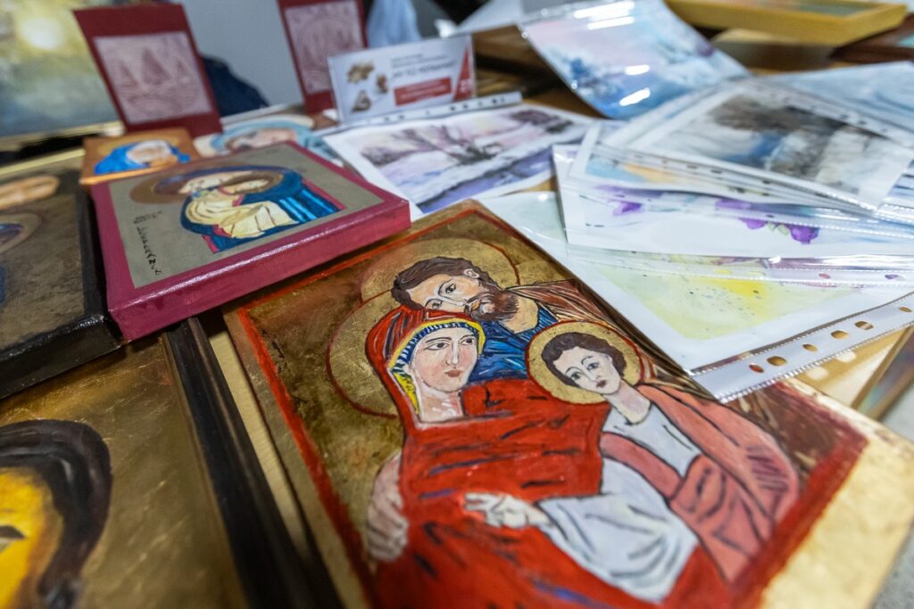 „My też potrafimy” –przedświąteczna wystawa rękodzieła, fot. Szymon Zdziebło/tarantoga.pl dla UMWKP