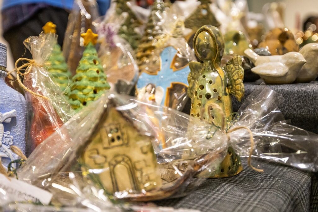 „My też potrafimy” –przedświąteczna wystawa rękodzieła, fot. Szymon Zdziebło/tarantoga.pl dla UMWKP