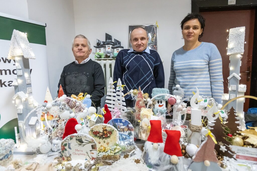 „My też potrafimy” –przedświąteczna wystawa rękodzieła, fot. Szymon Zdziebło/tarantoga.pl dla UMWKP