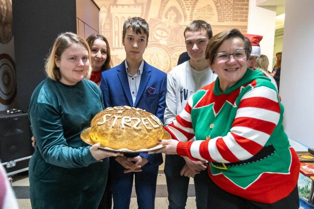 „My też potrafimy” –przedświąteczna wystawa rękodzieła, fot. Szymon Zdziebło/tarantoga.pl dla UMWKP