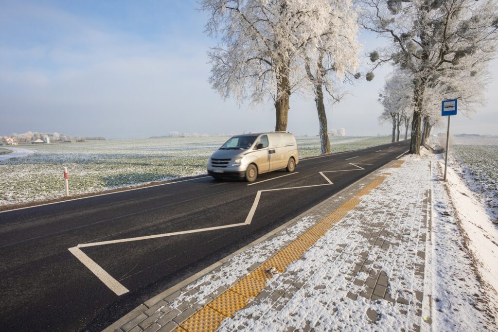 Zmodernizowana DW 546 Łążyn – Rzęczkowo, fot. Mikołaj Kuras dla UMWKP