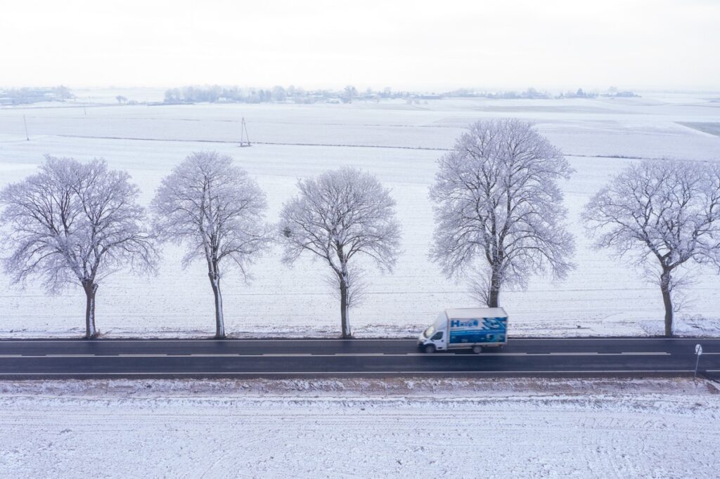 Zmodernizowana DW 546 Łążyn – Rzęczkowo, fot. Mikołaj Kuras dla UMWKP
