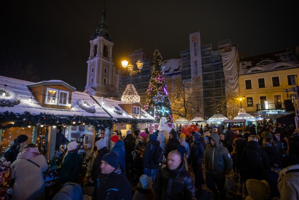 Jarmark bożonarodzeniowy w Toruniu, fot. Mikołaj Kuras dla UMWKP