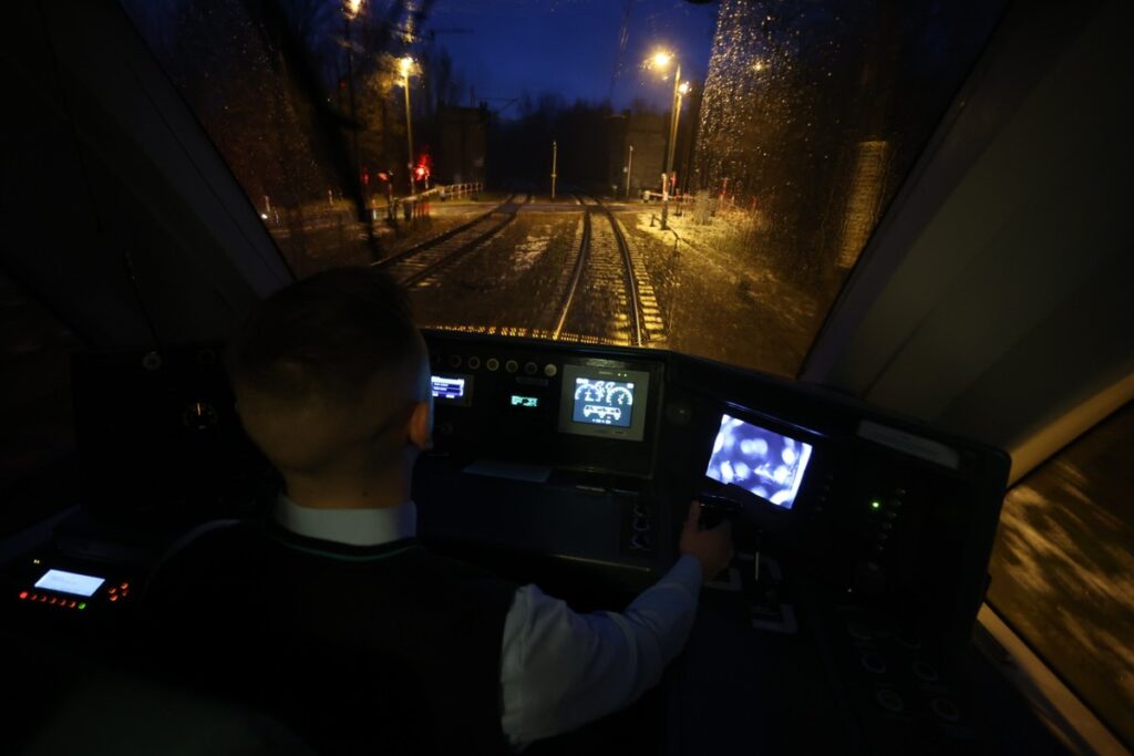 Przejazd inauguracyjny pociągu podmiejskiego Toruń – Czernikowo, fot. Mikołaj Kuras dla UMWKP