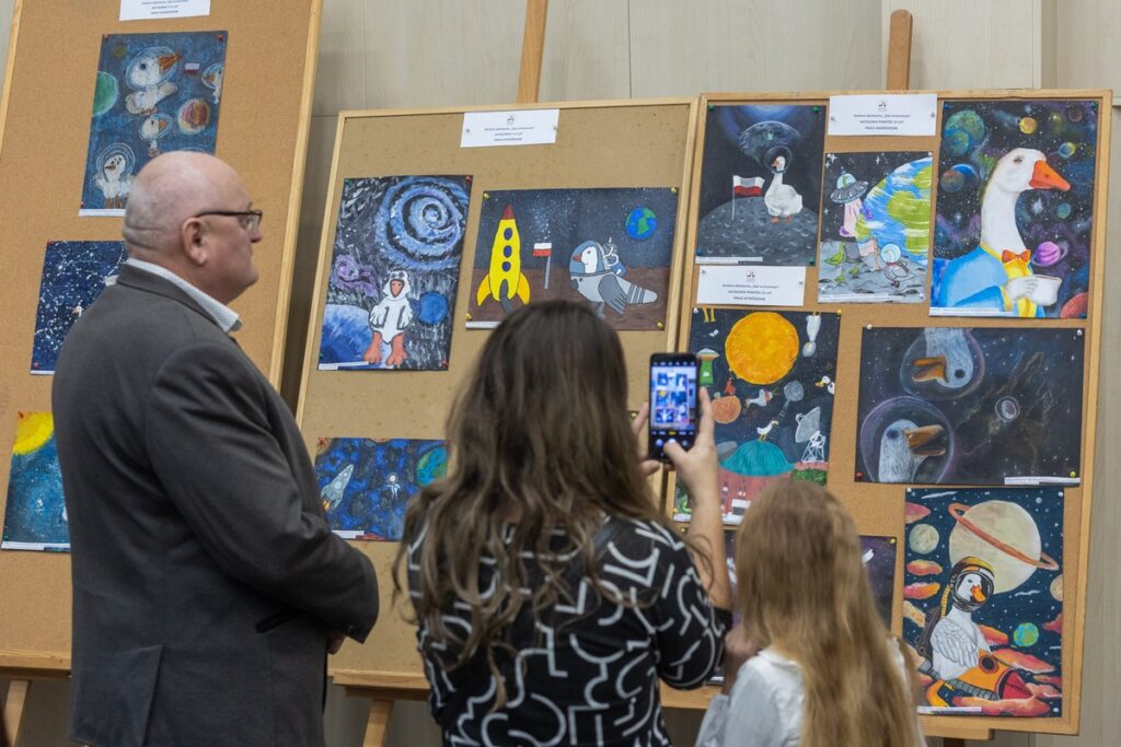 Wręczenie nagród w konkursach gęsinowych. Fot. Mikołaj Kuras dla UMWKP
